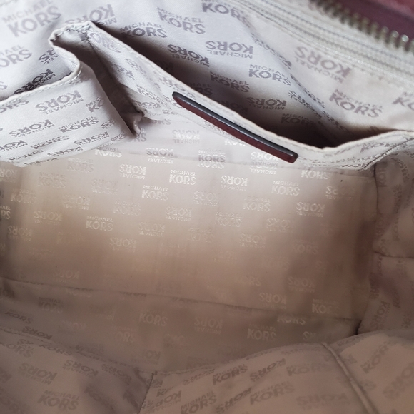 Burgundy Michael Kors bag with dark silver hardware - Picture 8 of 9